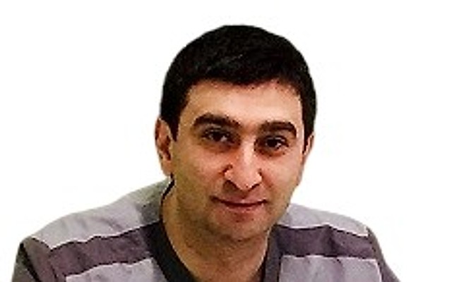 Мнацаканян Эдуард Кароевич
