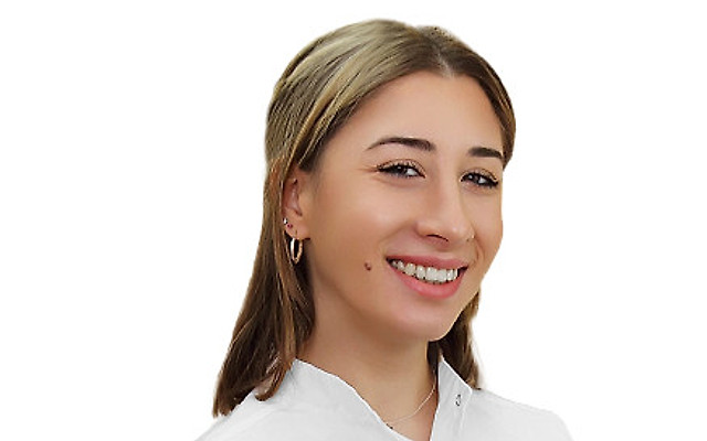 Ахматова Шахи Ахматовна