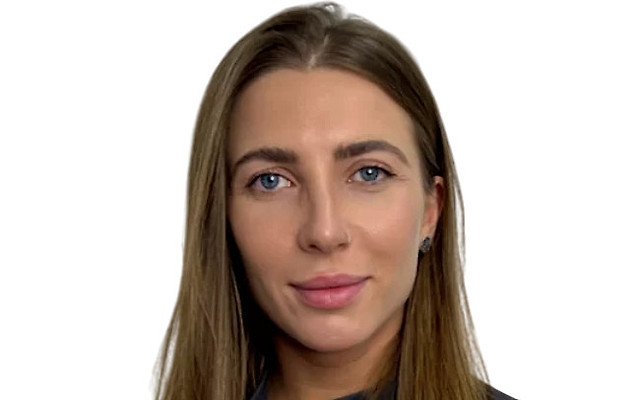 Глазунова Екатерина Ашотовна