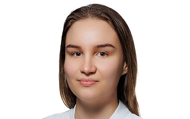Хлучина Юлия Дмитриевна