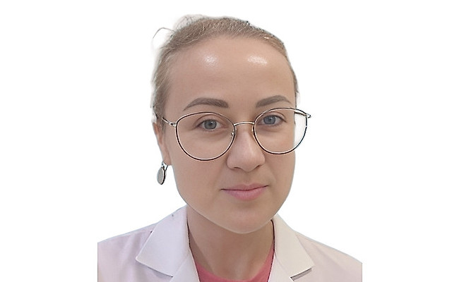 Комарова Оксана Юрьевна