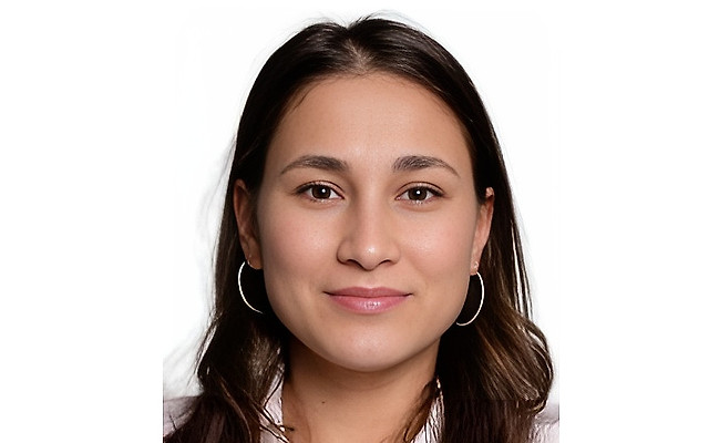 Плотникова Анна Юрьевна