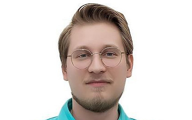 Попов Максим Андреевич