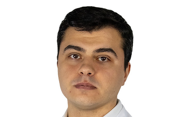 Амзоян Эрик Артурович