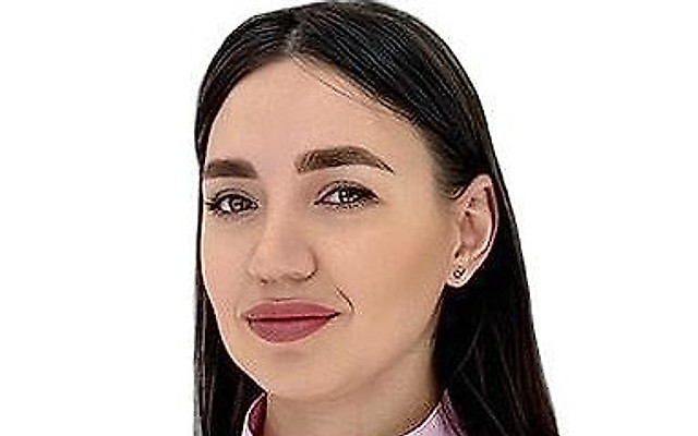 Ахметова Эльвира Юрьевна