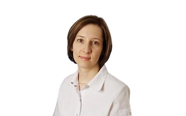 Рядовая Лариса Николаевна