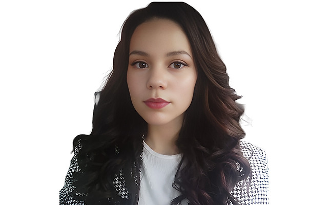 Хольм Алеся Александровна