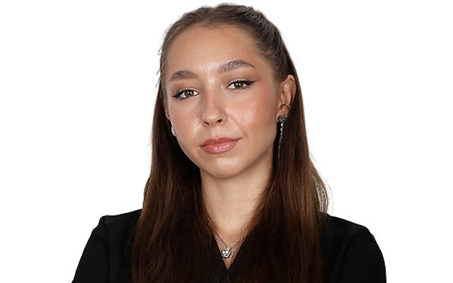 Белозёрова Арина Родионовна