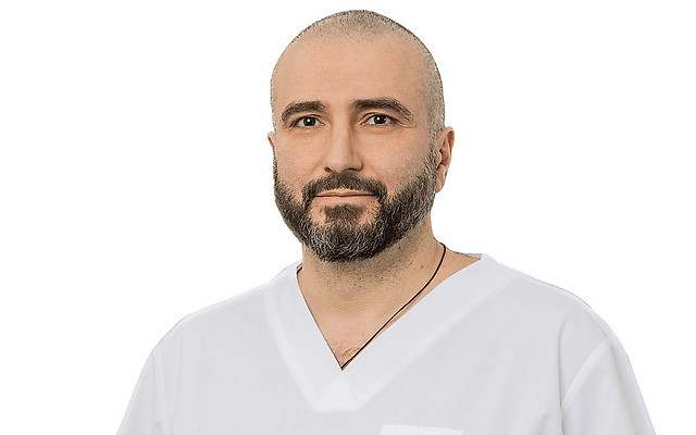 Сурмаев Эдуард Вячеславович